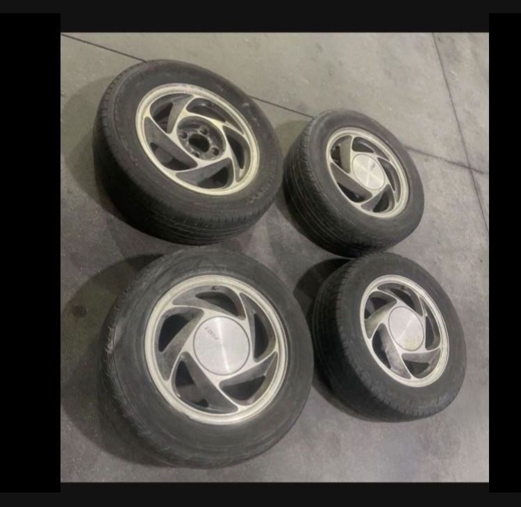 Drag DR44 15x7 40 Black | DR44157044073GB | 2003 Mitsubishi 4