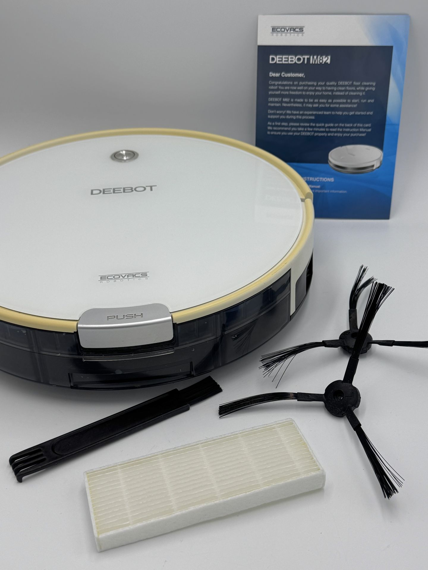 ECOVACS Robotics - Deebot Robot Vacuum - White - DM82