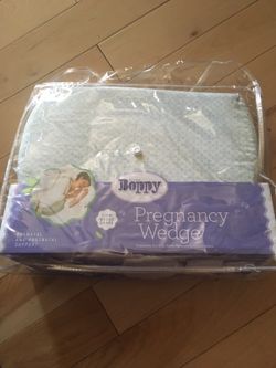 Boppy pregnancy wedge