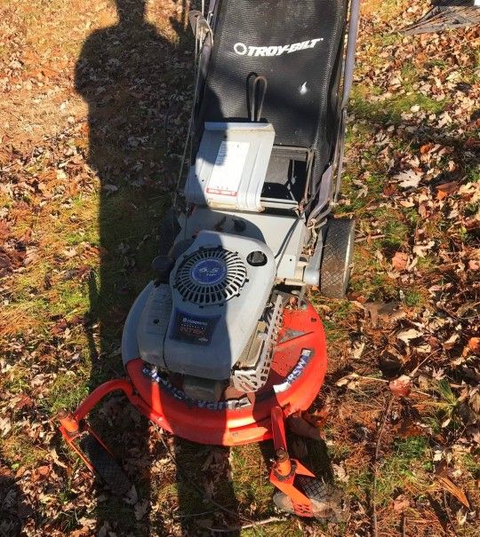 Husqvarna Zero turn. Carb needs to be cleaned?  Bought New Mower Selling This One. 