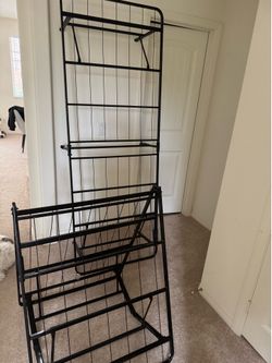 Folding Metal Platform Bed Frame / Mattress Foundation – Twin (or Full/Queen if applicable)