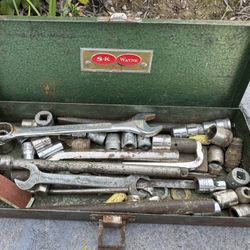 Tools And Box Sockets And Wrenches 