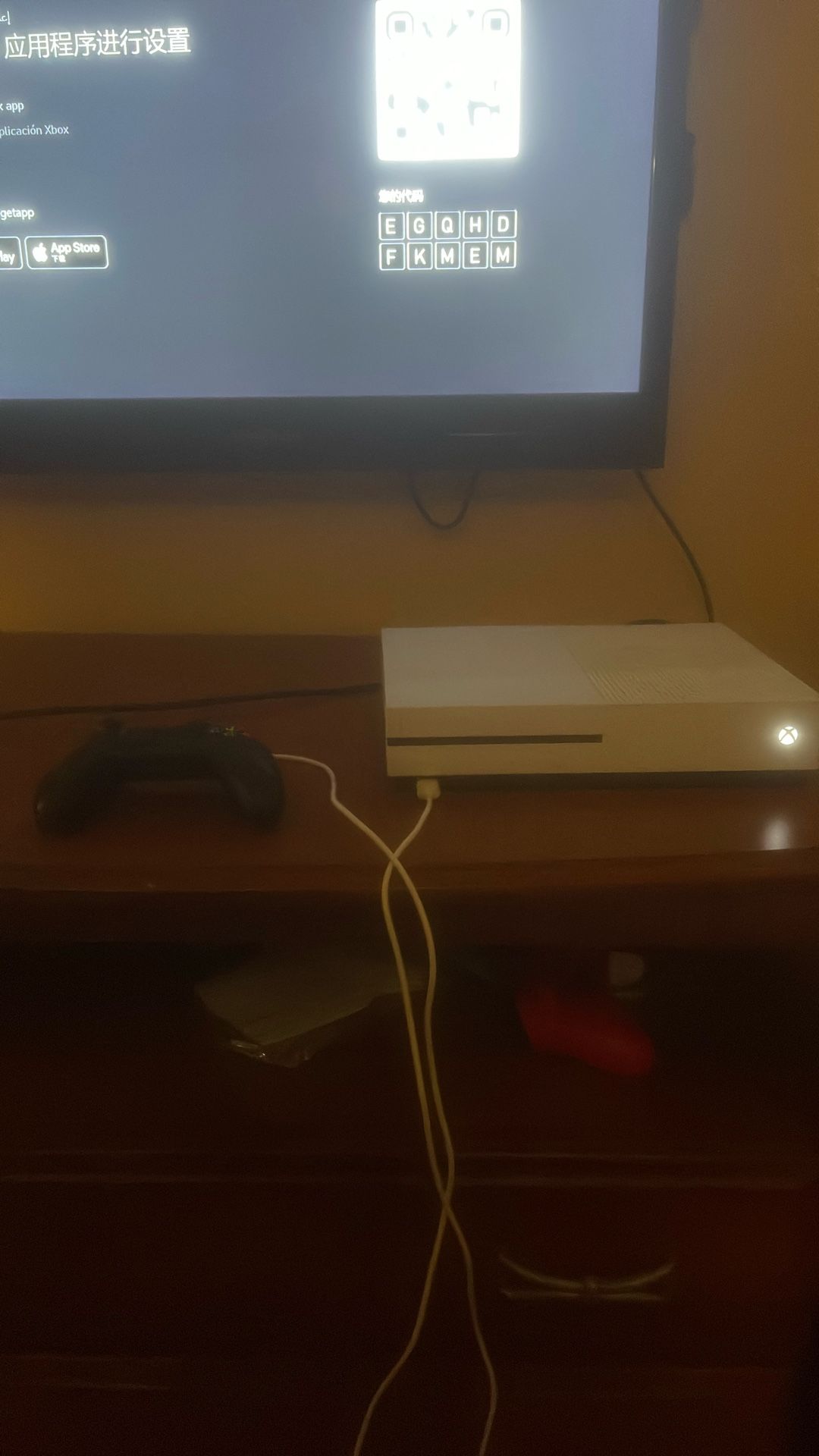 Xbox one S one terabyte storage with controller