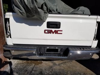 Tail gate GMC Sierra and Silverado