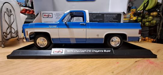 1974 Chevrolet C10 Cheyenne Super 1/18 scale metal made aprox  11 inches long