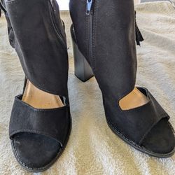 Size 5.5 Heels