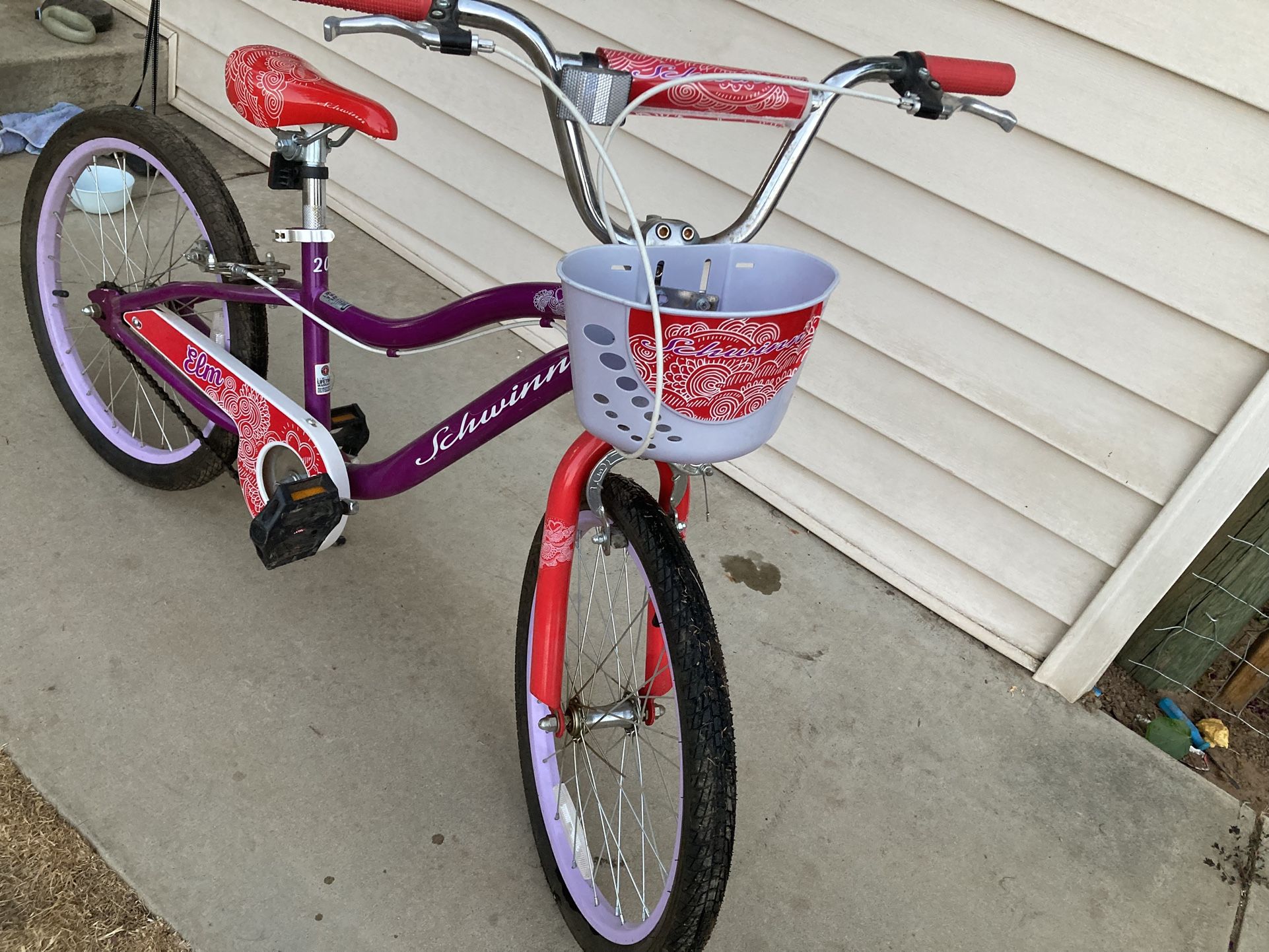 Schwinn Elm Bike