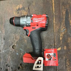 Milwaukee M18 FUEL 2904-20 Hammer Drill/Driver – Bare Tool (Like New)