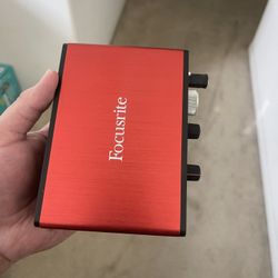 FocusRite Scarlett Solo 