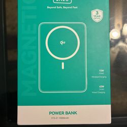 Magnetic(Mag Safe) Portable Fast Charger {Brand New}