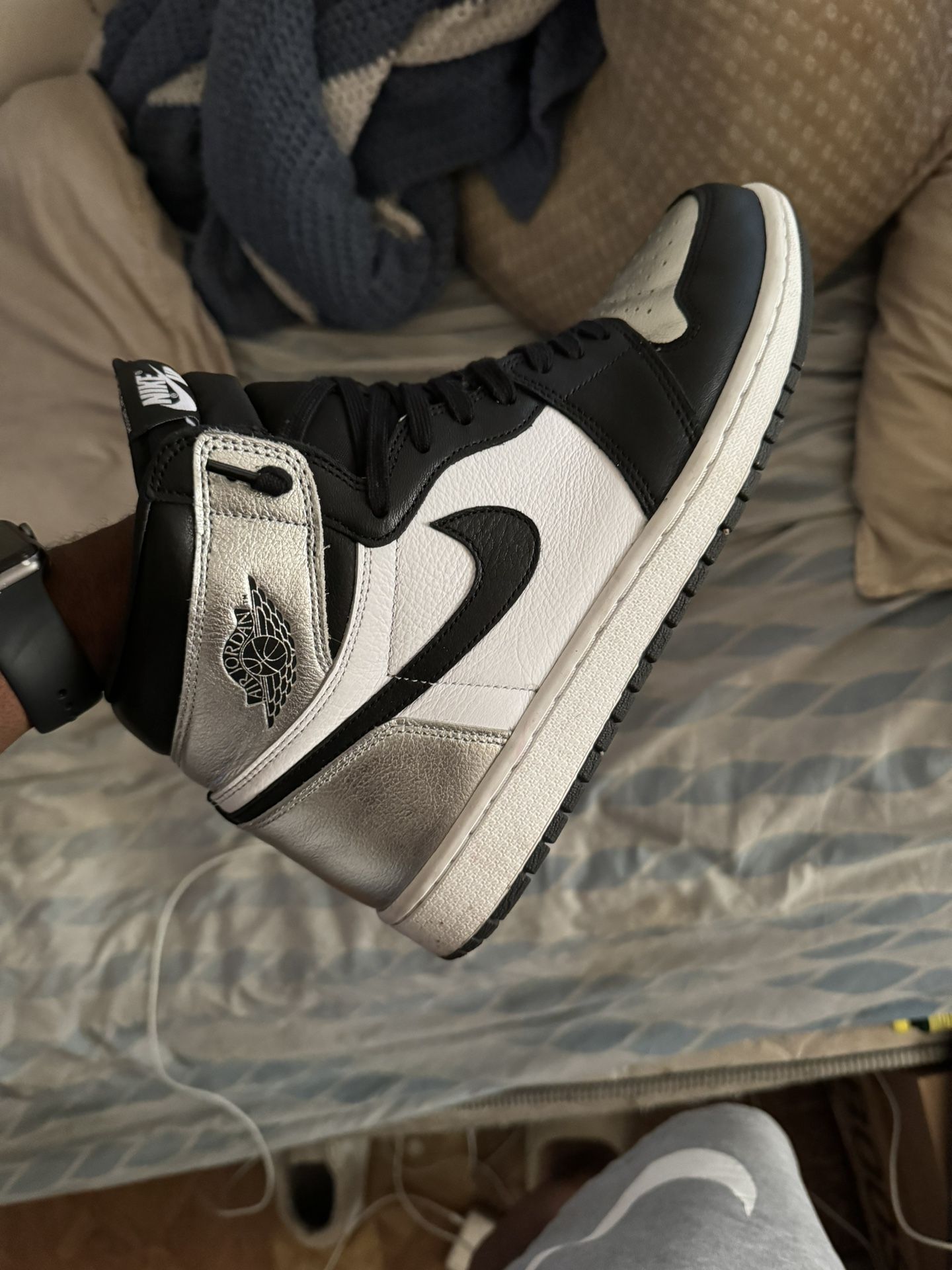 Jordan 1 High OG Black Metallic Silver