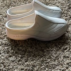Shoes ( 9M )