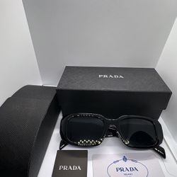 Black Prada sunglasses unisex 