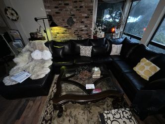 Black Leather Couch (Rarely Used)