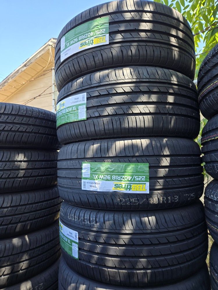 225 40 18 Vendo Set De Llantas NUEVAS De La Marca ✅️ TBB Tires