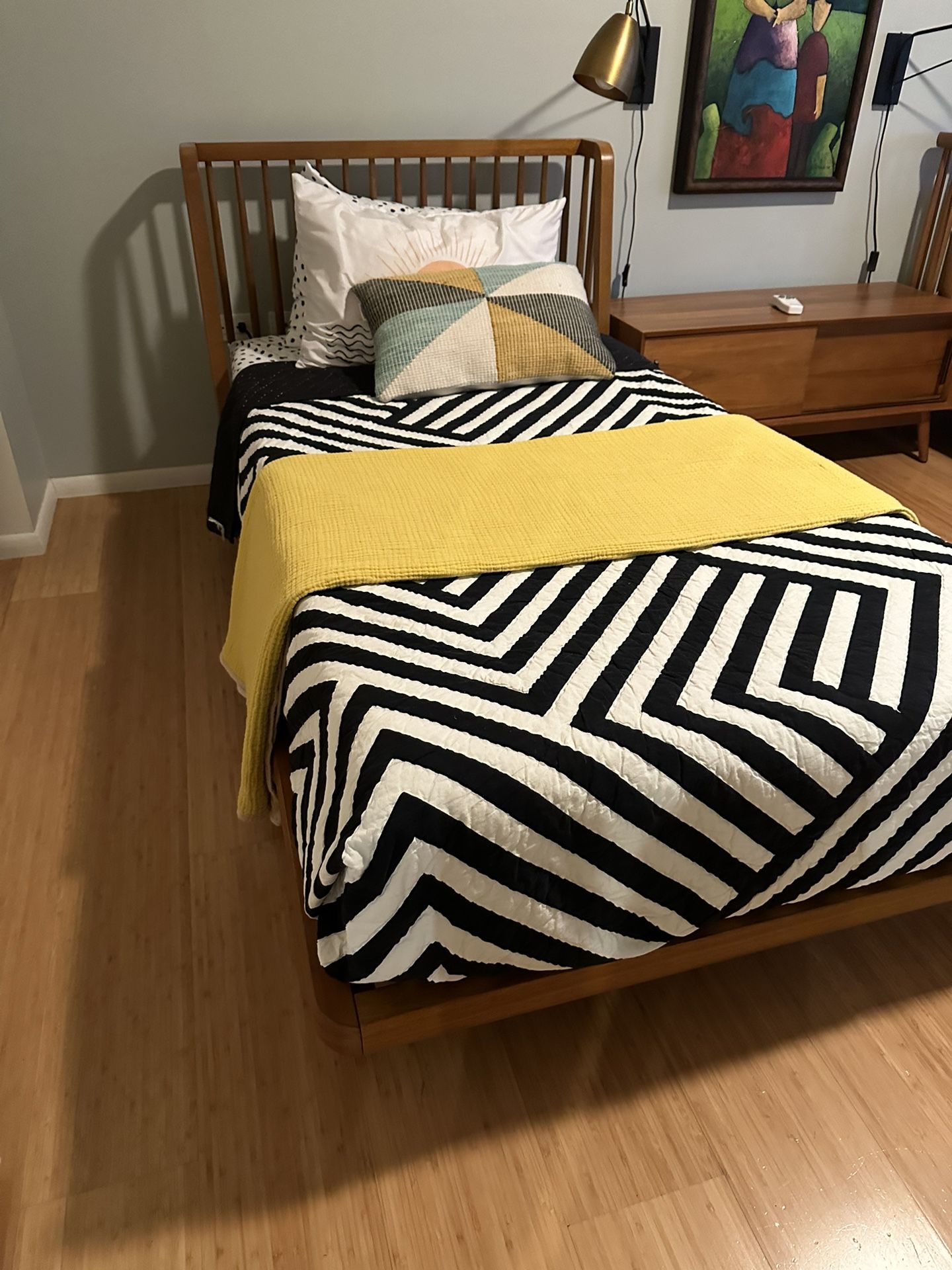 Twin Bed Set Furniture - Dawson Spindle Bed - Acorn
