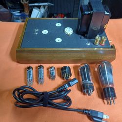 Decware 25th Anniversary SE84UFO Amplifier
