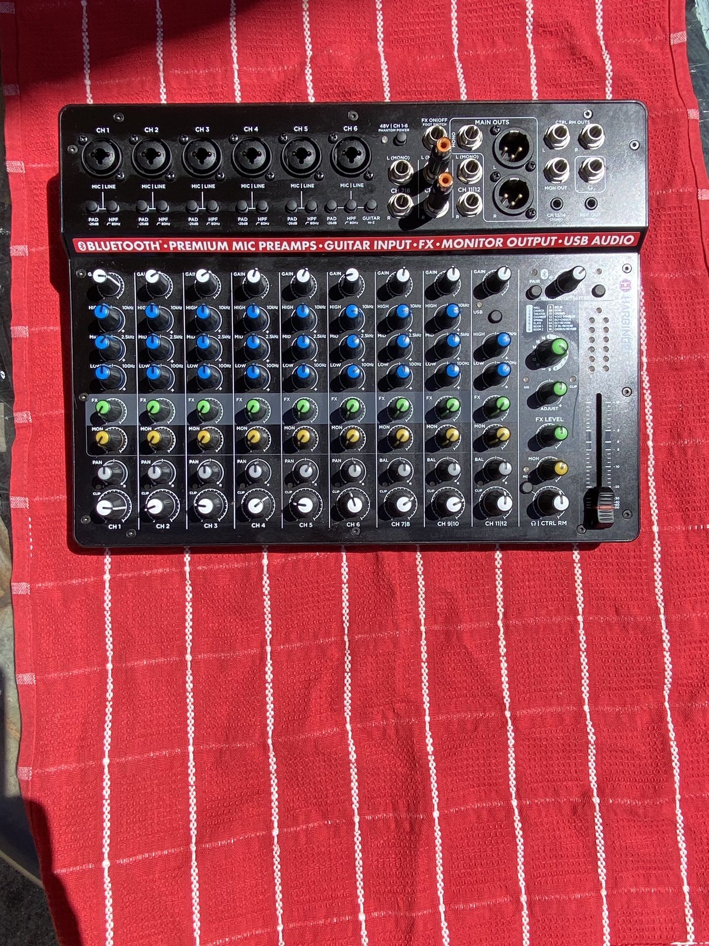 Harbinger Mixer Board ZTI-LV14