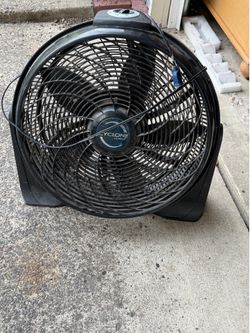 Lasko Cyclone 20-inch floor fan