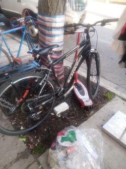 10 Speed Schwinn Bike