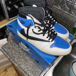 Jordan 1 Travis Scott Fragment