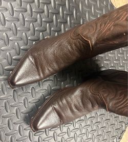 Brown  Size 8