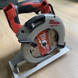 Milwaukee 7-1/4 Inch Brushless Circular Saw