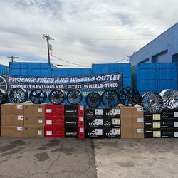 Rines Deportivos y Modernos - ¡Listos para Instalar! Transforma la imagen de tu auto con rines nuevos de alta calidad. Parches GRATIS (1 Año) Rotación