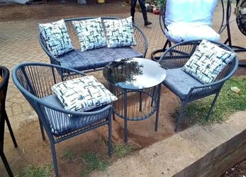 3-Piece Outdoor Patio Set – Like New