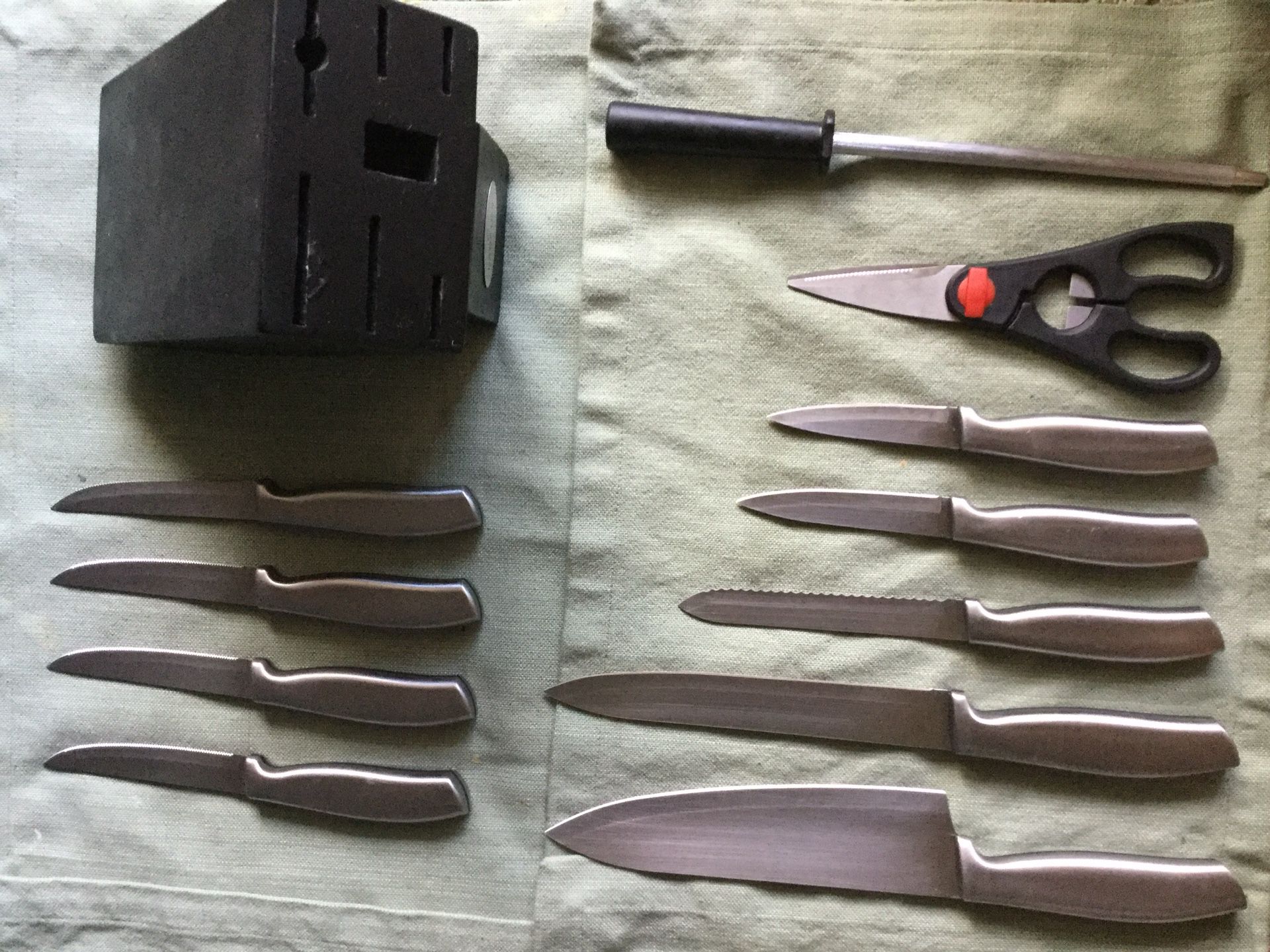 Pioneer Woman Knife Set for Sale in San Antonio, TX - OfferUp