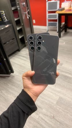 iPhone S23 FE UNLOCKED