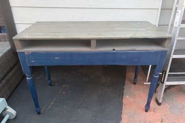 Free Wood Work Table or Desk