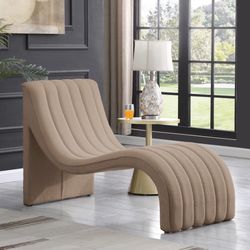 Orian Contemporary Chaise Lounge in Soft Faux Shearling with Deep Tufting for Ultimate Comfort - Beige Teddy Fabric- New