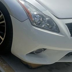 G37 Coupe Headlights