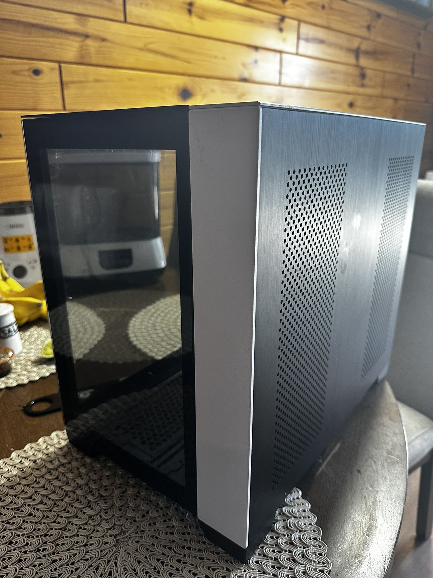 Lian Li Deep Bauer Pc Case