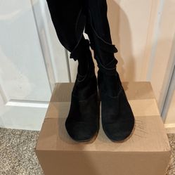 Woman’s Leather Boot 