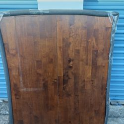 Wooden Tables With Chairs