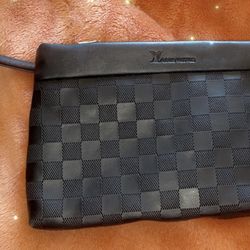 Louis Vuitton, Wristlet Pouch (OBO)