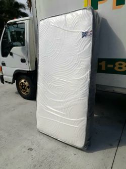 NEW TWIN-SIZE MATTRESS AND BOX SPRING