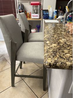 Chairs/ Bar stool “gray”