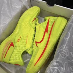 Nike GT Cut EYBL Volts Mens 11