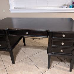 Desk and File Cabinet 