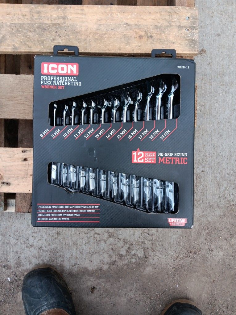 12 PC Ratchetset