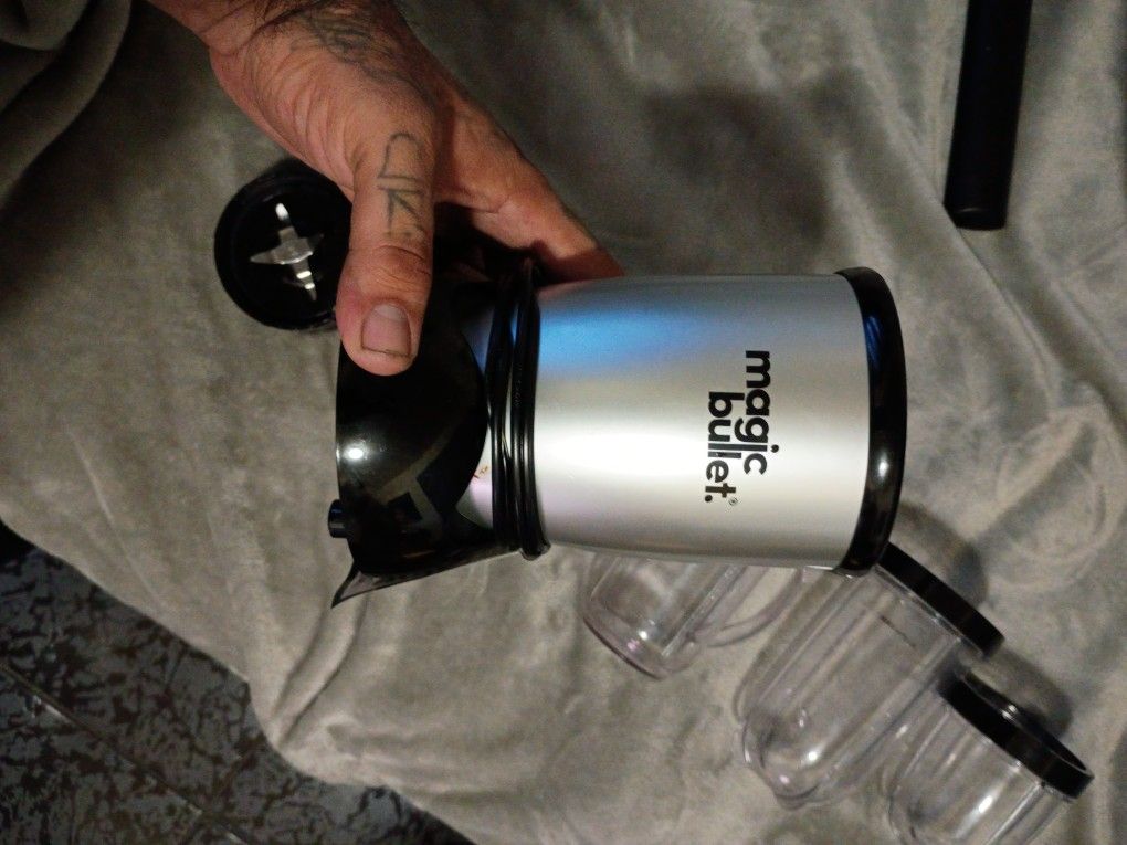 Magic Bullet 30$ O.B.O