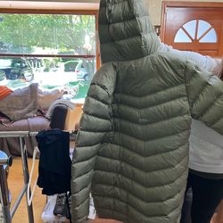 Down Under Armor women’s coat