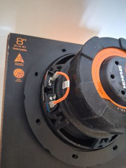 MEMPHIS ( 1 ) 8 INCH 2 OR 4 OHM SELECTABLE VOICE  COILS 400 WATTS CAR SUBWOOFER