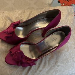 Pink Michaelangelo heels