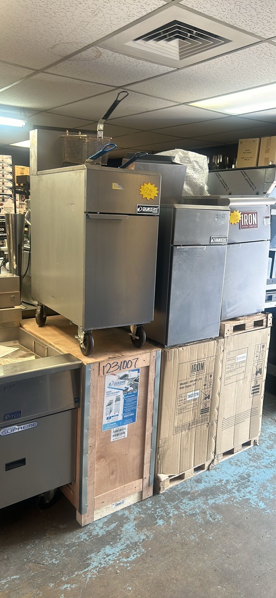 Dukers Natural Has Fryer