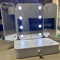 Kids Light Up Vanity