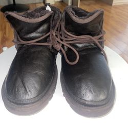 UGG Men's Neumel Boots size 14